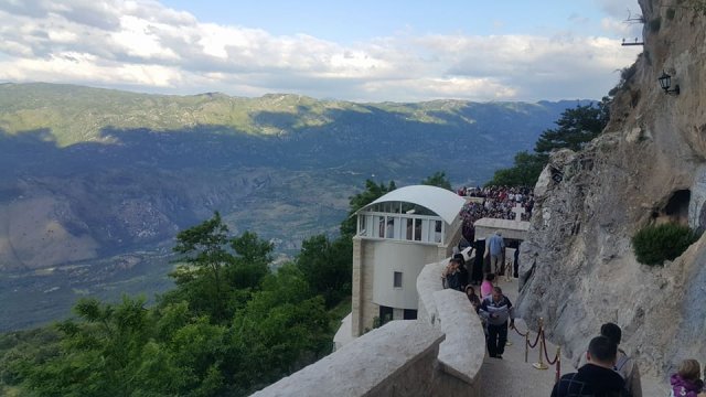 19420680_227946757724589_8464945200619616148_n